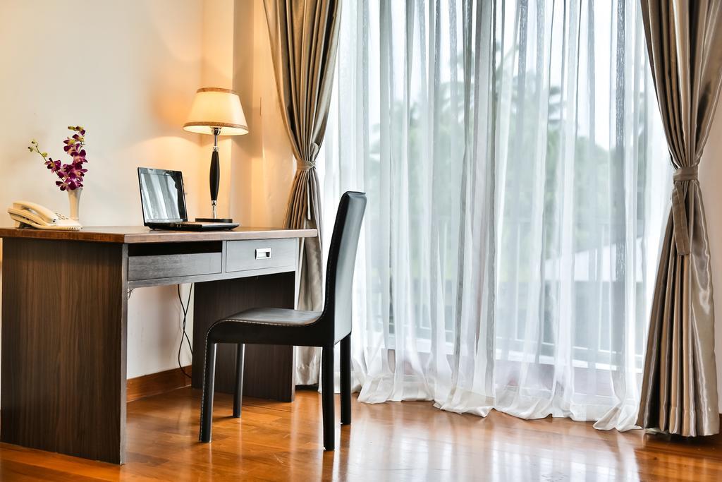 Sky View Hotel Γιανγκόν Εξωτερικό φωτογραφία