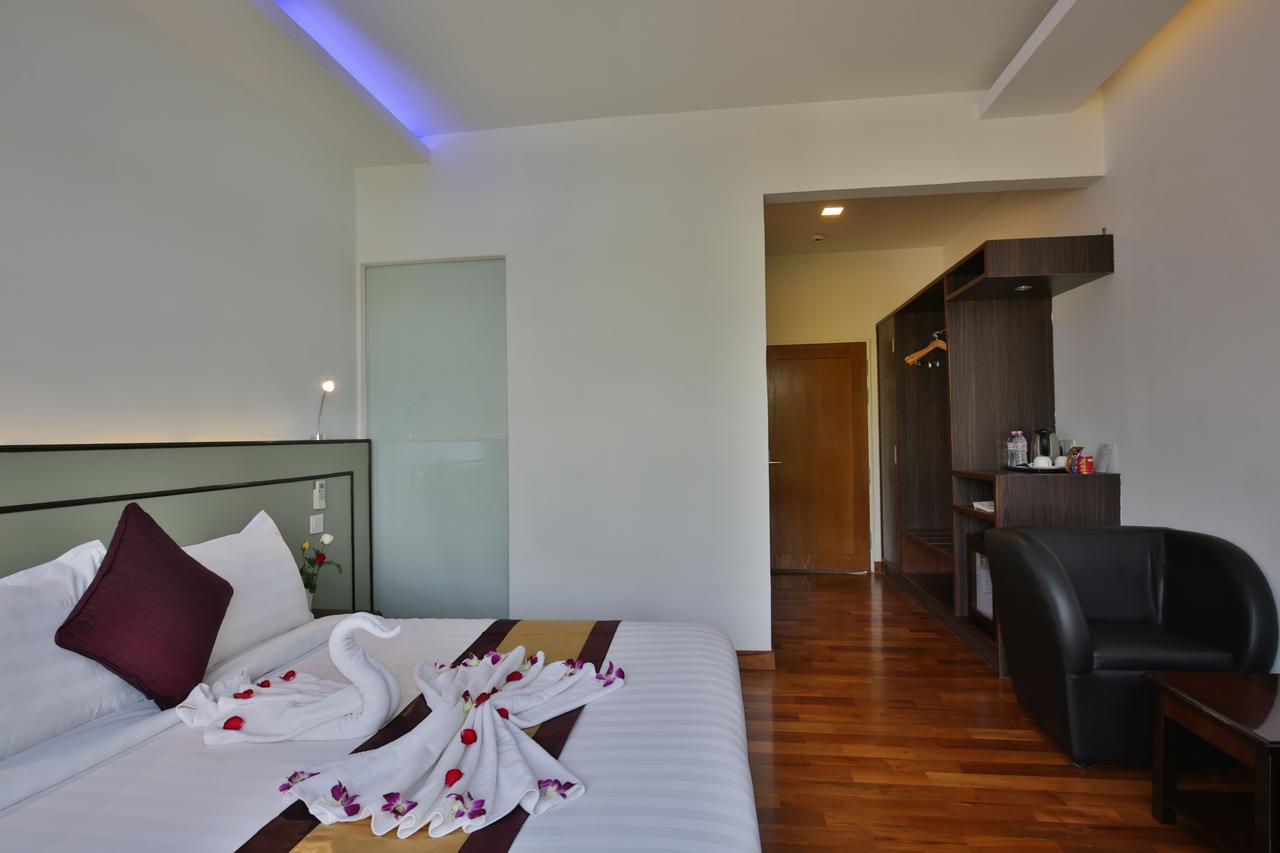 Sky View Hotel Γιανγκόν Εξωτερικό φωτογραφία