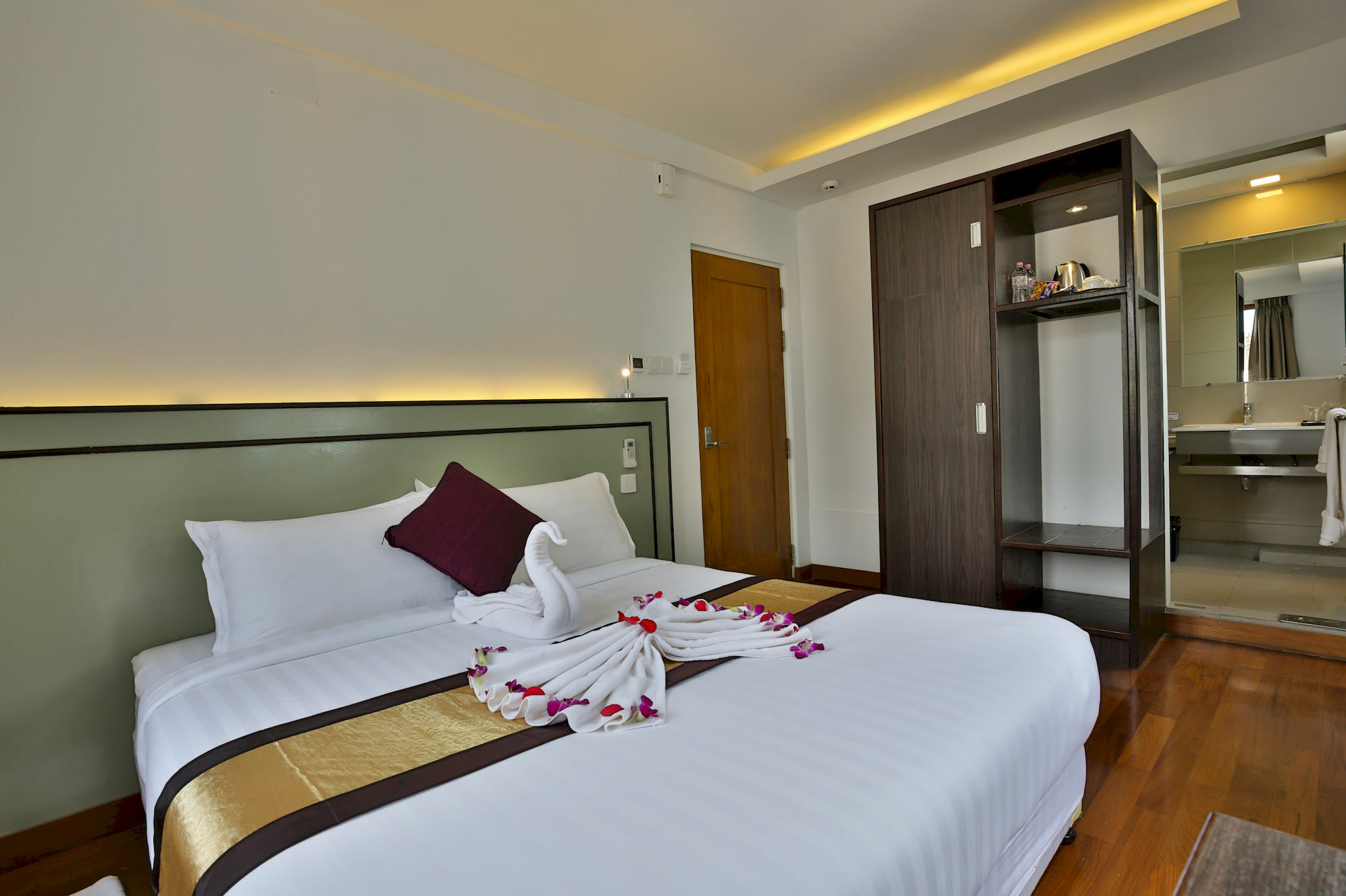 Sky View Hotel Γιανγκόν Εξωτερικό φωτογραφία