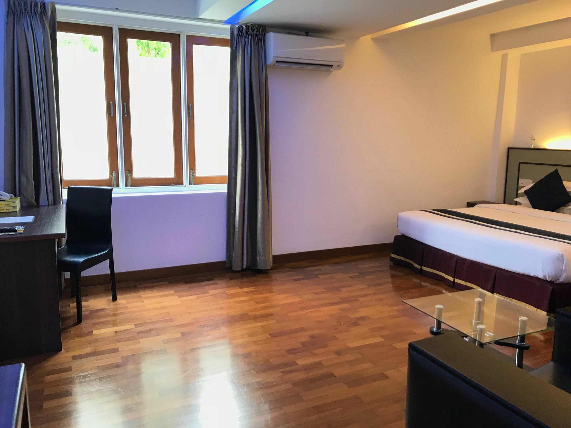 Sky View Hotel Γιανγκόν Εξωτερικό φωτογραφία