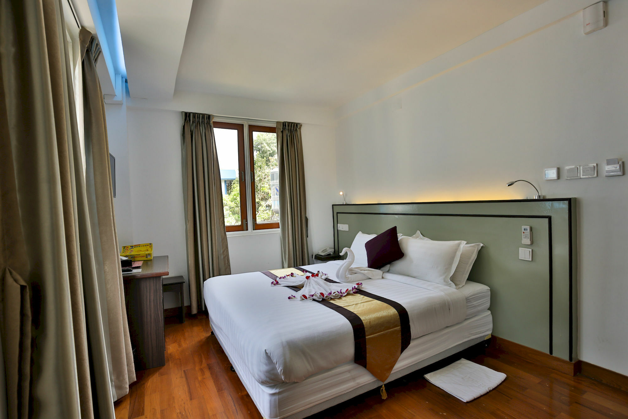Sky View Hotel Γιανγκόν Εξωτερικό φωτογραφία