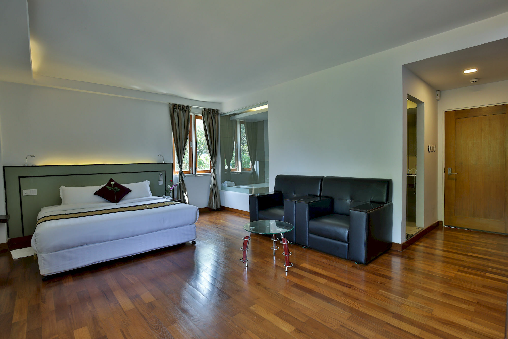 Sky View Hotel Γιανγκόν Εξωτερικό φωτογραφία