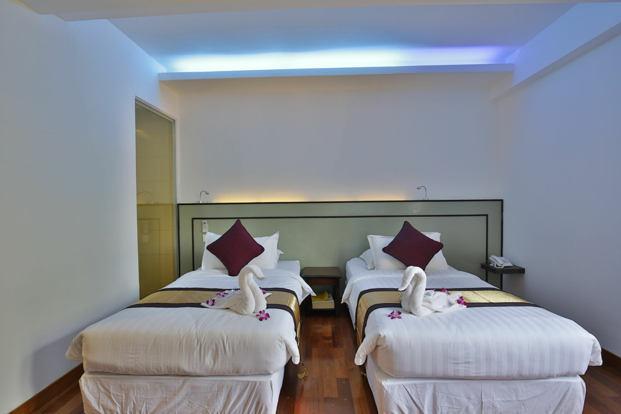 Sky View Hotel Γιανγκόν Εξωτερικό φωτογραφία